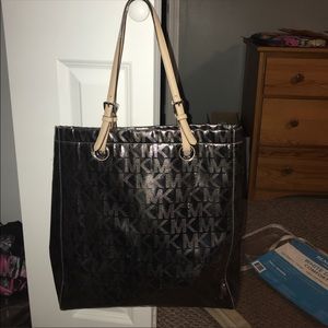 Michael Kors JetSet Signature Mirror Metallic Tote